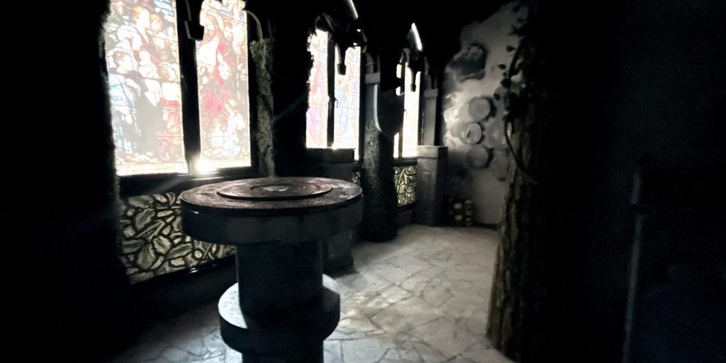 脱出ゲームのセット（ステンドグラスの部屋）